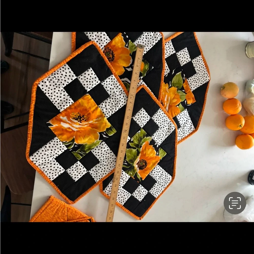 Handmade Floral Table Runner and Placemats Set.